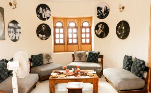Lounge Deoki Niwas